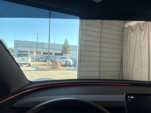 Used 2024 Tesla Model 3 Standard Range RWD image 20