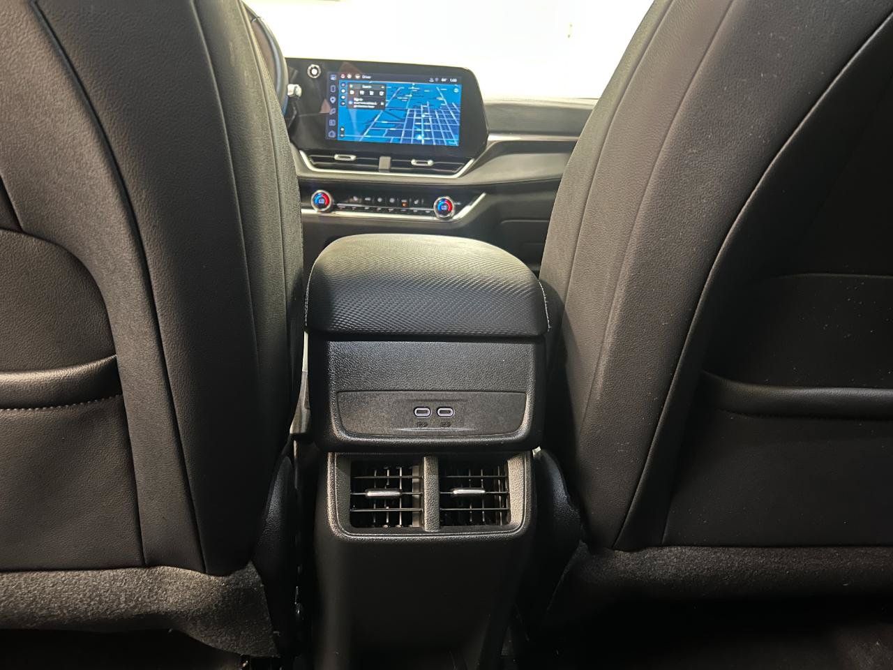 Used 2025 Chevrolet Equinox LT w/ Convenience Package II FWD image 69