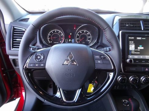 New 2025 Mitsubishi Outlander Sport LE image 28