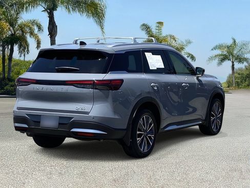 Certified 2026 INFINITI QX60 Luxe w/ Cargo Package FWD image 5