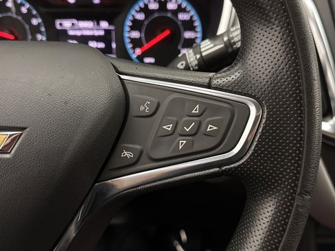 Used 2022 Chevrolet Equinox LS w/ LPO, Floor Liner Package image 18