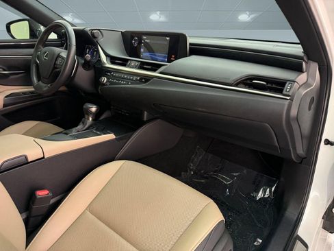 Used 2021 Lexus ES 350 w/ Accessory Package FWD image 27