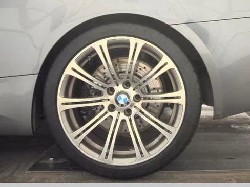 Used 2011 BMW M3 Convertible 2D image 17