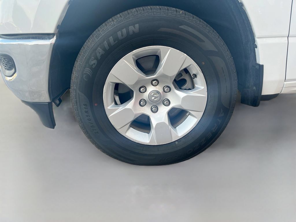 Used 2023 RAM 1500 Big Horn AWD/4WD image 29