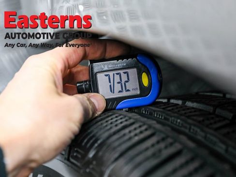 Used 2020 Mercedes-Benz GLE 350 w/ AMG Line Exterior image 30