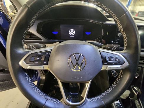 Used 2022 Volkswagen Taos SE AWD/4WD image 16