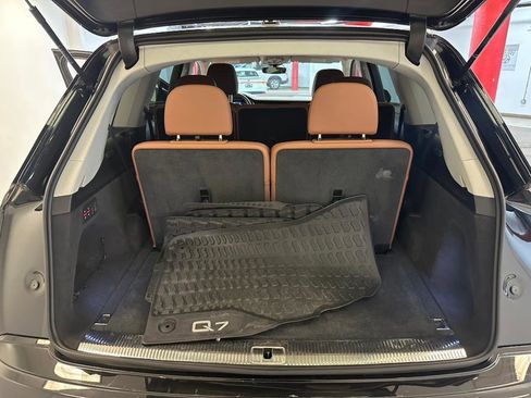 Used 2023 Audi Q7 3.0T Premium image 14
