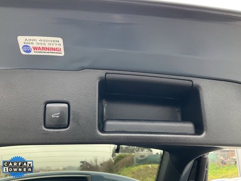 Used 2025 Ford Escape SE image 10