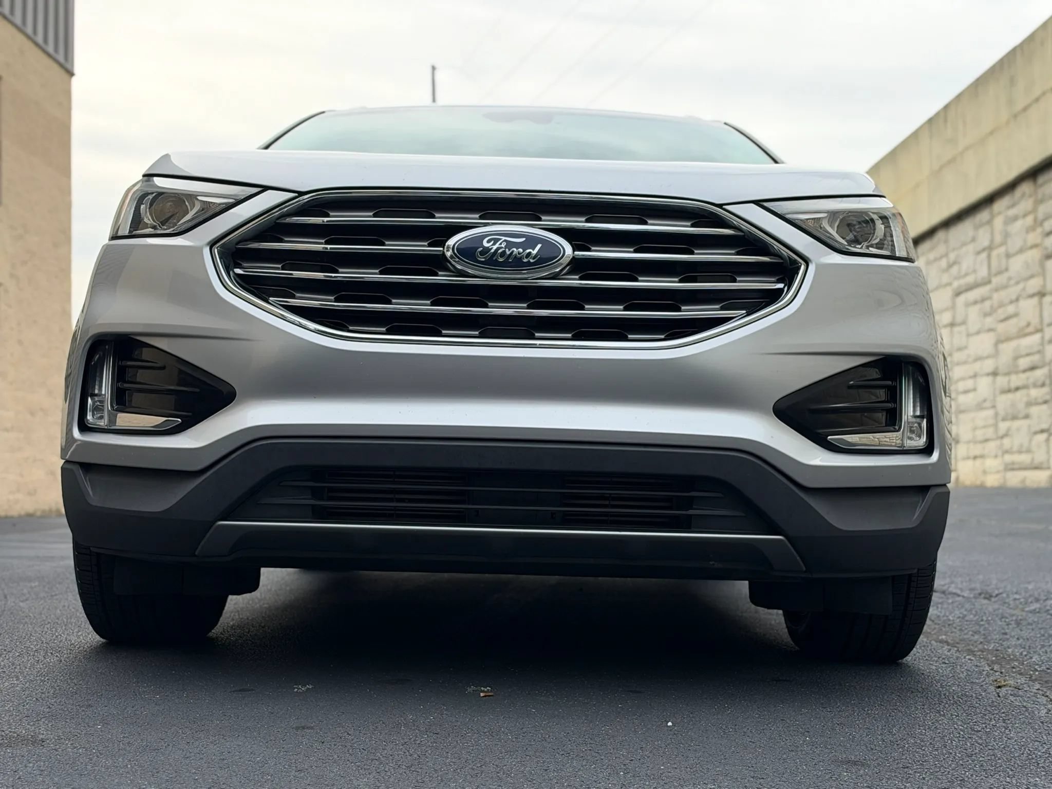 Used 2019 Ford Edge Titanium FWD image 43