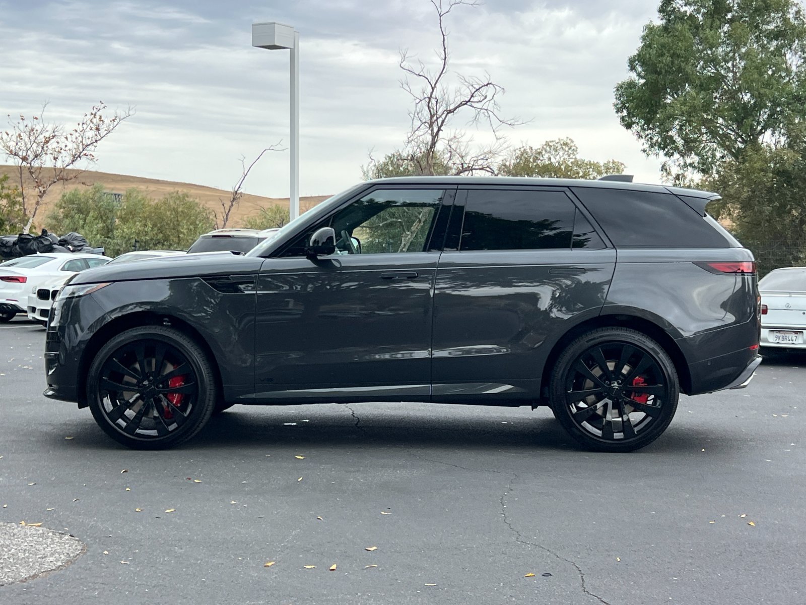 New 2026 Land Rover Range Rover Sport Dynamic SE AWD/4WD image 3