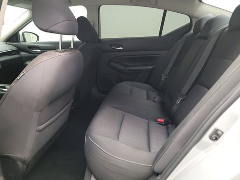 Used 2019 Nissan Altima 2.5 S FWD image 18