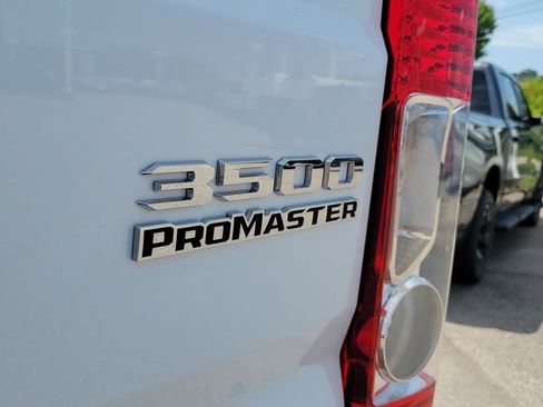 Used 2025 RAM ProMaster 3500 w/ Convenience Group FWD image 8