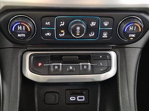 Used 2020 GMC Acadia SLT image 18