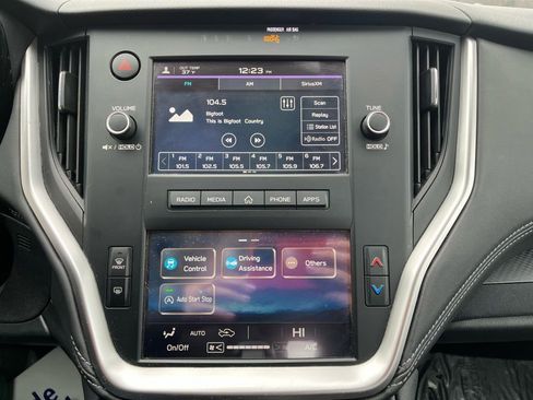 Used 2022 Subaru Legacy image 14