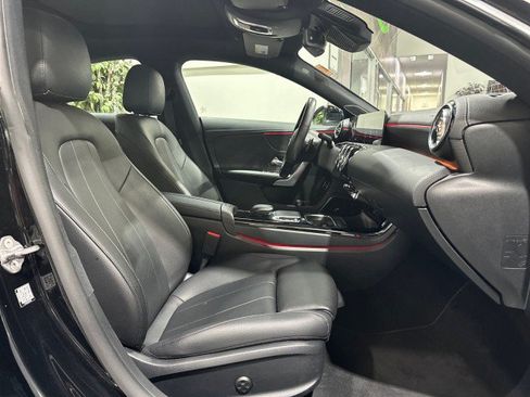 Used 2021 Mercedes-Benz CLA 250 4MATIC image 52