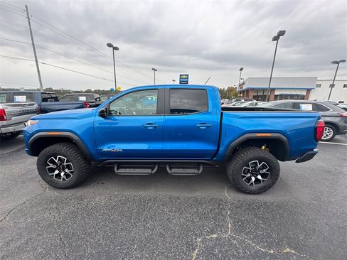 Certified 2024 GMC Canyon AT4X image 9