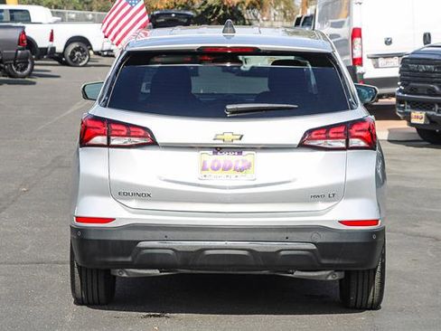 Used 2022 Chevrolet Equinox LT image 3