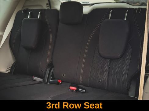 Used 2019 Chrysler Pacifica Touring Plus w/ Tire & Wheel Group FWD image 24