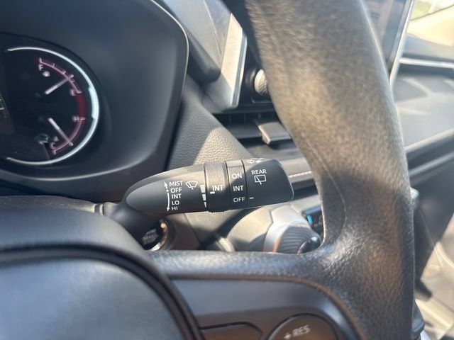 Used 2025 Toyota RAV4 XLE AWD/4WD image 17