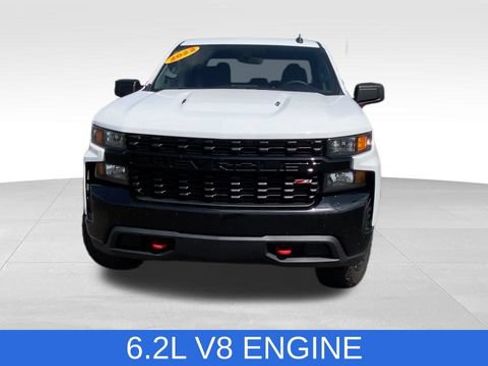 Certified 2022 Chevrolet Silverado 1500 Custom Trail Boss w/ LPO, Dark Essentials Package AWD/4WD image 3
