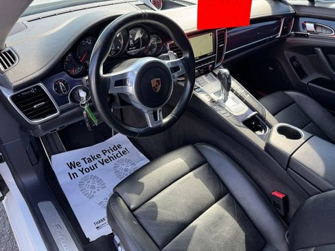 Used 2016 Porsche Panamera AWD/4WD image 5