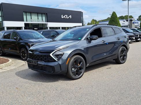 New 2025 Kia Sportage X-Line image 1
