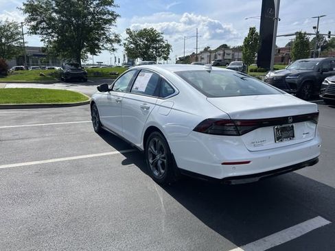 Used 2025 Honda Accord EX-L image 5