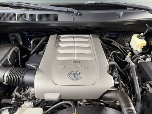 Used 2010 Toyota Tundra SR5 AWD/4WD image 34