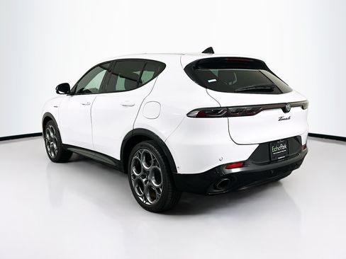 Used 2024 Alfa Romeo Tonale Veloce AWD/4WD image 5