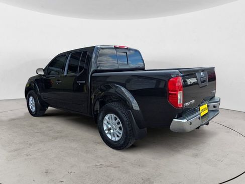 Used 2019 Nissan Frontier SV w/ Value Truck Package image 3