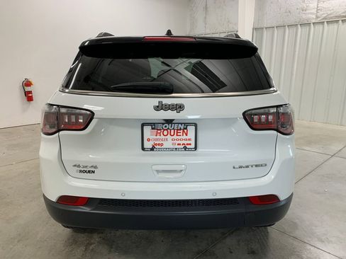 Used 2025 Jeep Compass Limited AWD/4WD image 24
