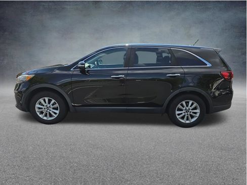 Used 2019 Kia Sorento L FWD image 12