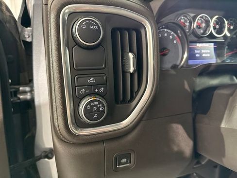 Used 2020 Chevrolet Silverado 1500 LT w/ Convenience Package RWD image 20