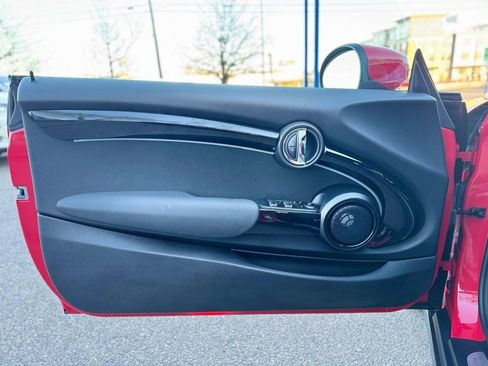 Used 2023 MINI Cooper S image 12