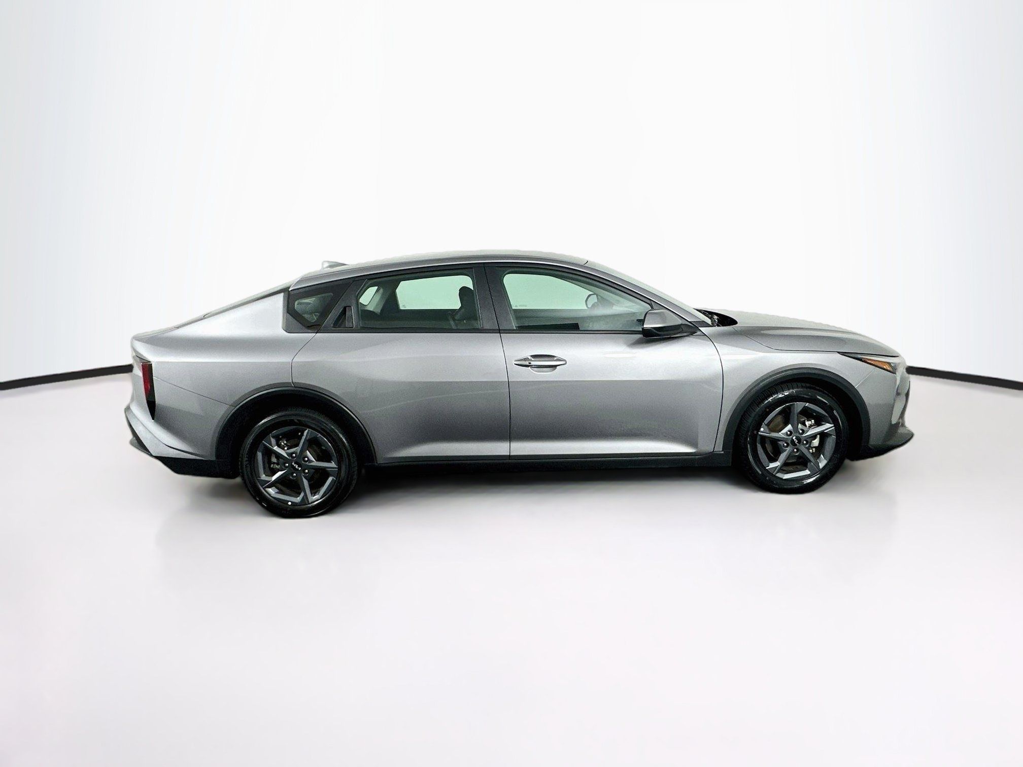 Used 2025 Kia K4 FWD image 10