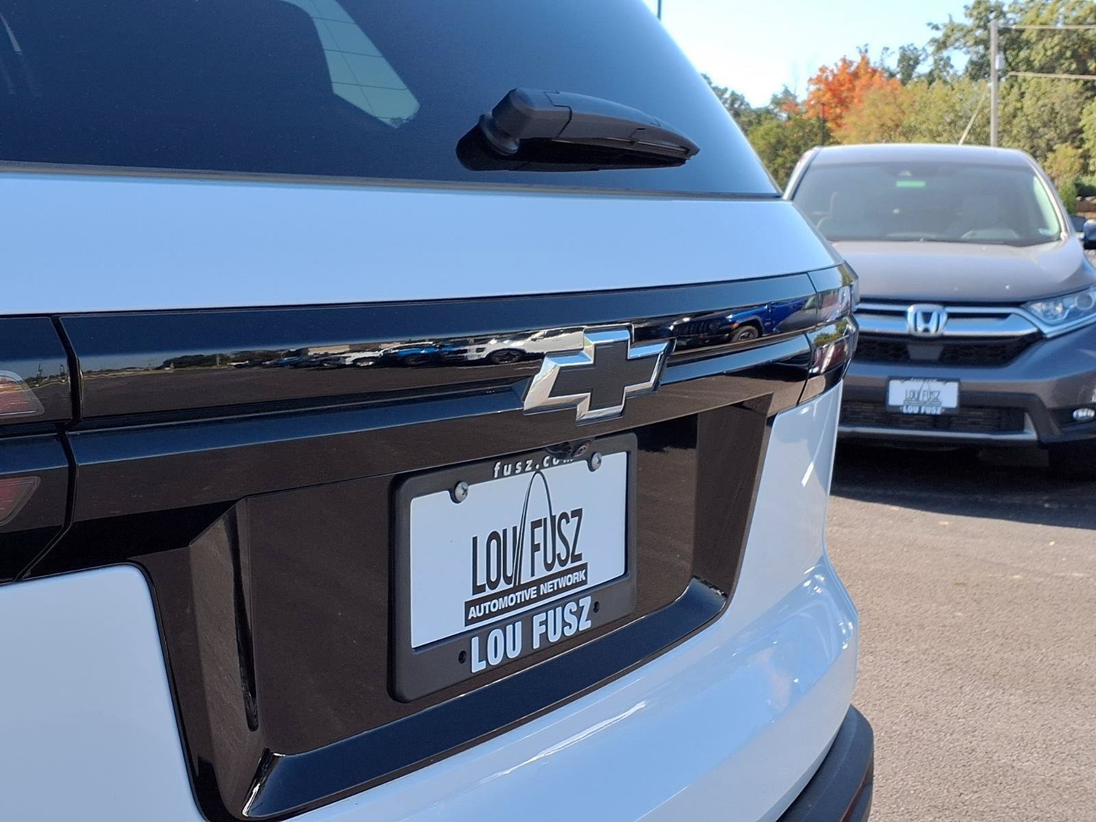 Used 2026 Chevrolet Traverse LT w/ Midnight/Sport Edition AWD/4WD image 32