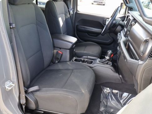 Used 2020 Jeep Wrangler Unlimited Sport S image 18