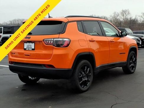 New 2026 Jeep Compass Latitude AWD/4WD image 16