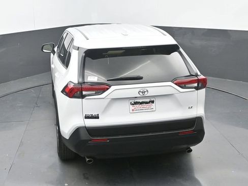 Used 2025 Toyota RAV4 LE image 28