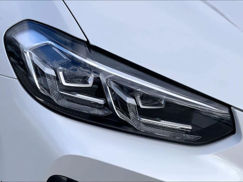 Certified 2024 BMW X3 xDrive30i w/ Premium Package image 26