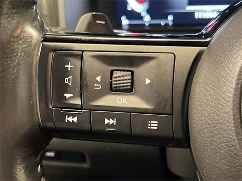 Used 2021 Nissan Rogue Platinum image 21