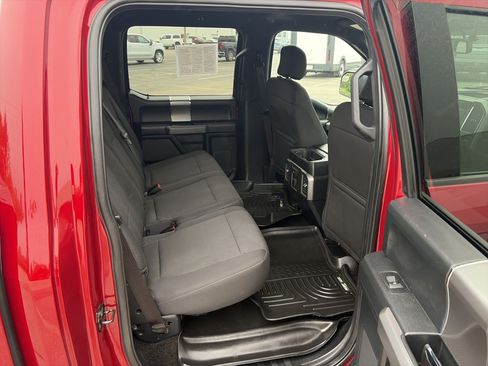 Used 2015 Ford F150 XLT w/ Equipment Group 302A Luxury AWD/4WD image 15