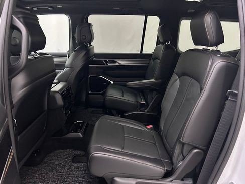 New 2026 Jeep Grand Wagoneer 4WD image 14