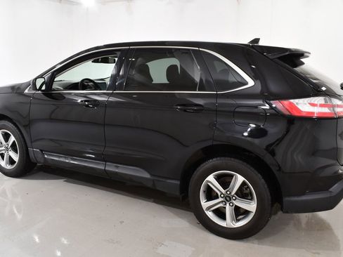 Used 2024 Ford Edge SEL w/ Convenience Package image 15