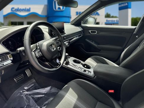 Used 2024 Honda Civic Sport image 13