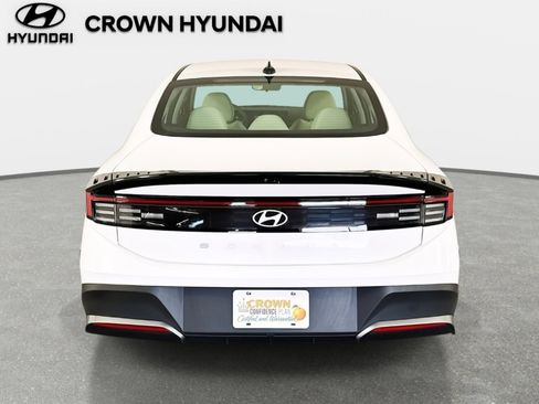 Certified 2025 Hyundai Sonata SE image 6