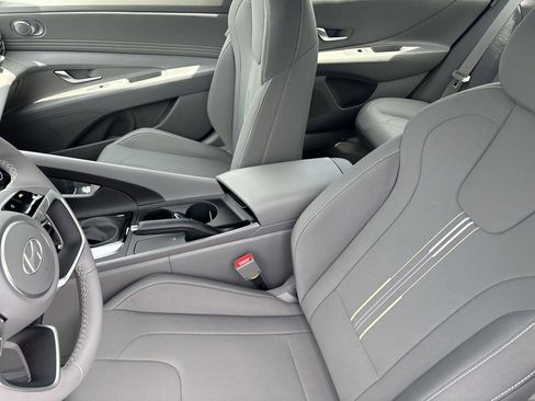 New 2026 Hyundai Elantra Sport FWD image 20