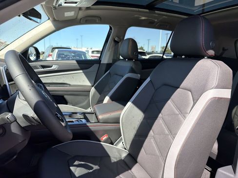 New 2026 Volkswagen Atlas Peak Edition AWD/4WD image 12