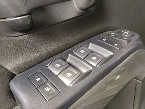 Used 2019 Chevrolet Silverado 1500 LT image 27