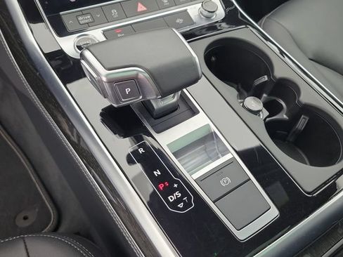 Used 2025 Audi Q7 3.0T Premium Plus AWD/4WD image 31